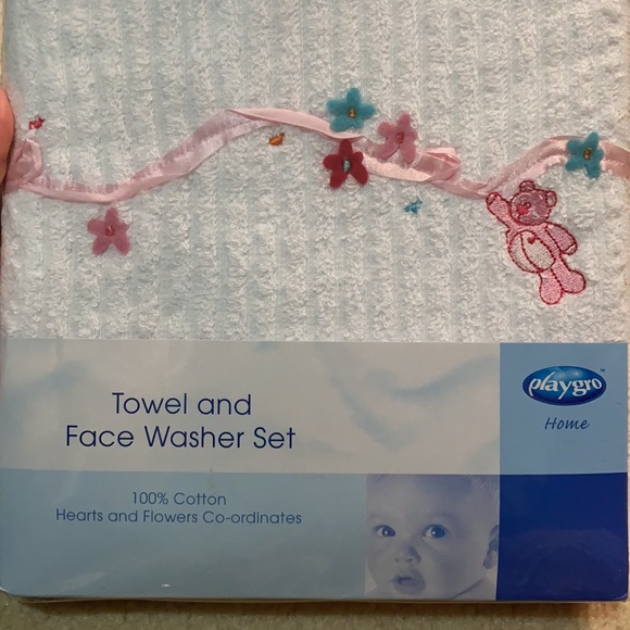 Bubba Blue 4 piece Newborn Set + Towel Set - Picture 5 of 6